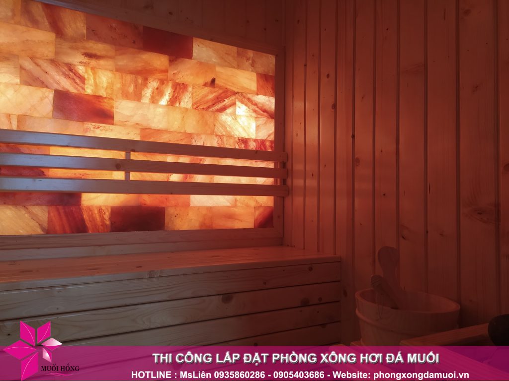 Ban giao phong xong sauna da muoi cho gia dinh chi Phuong 3